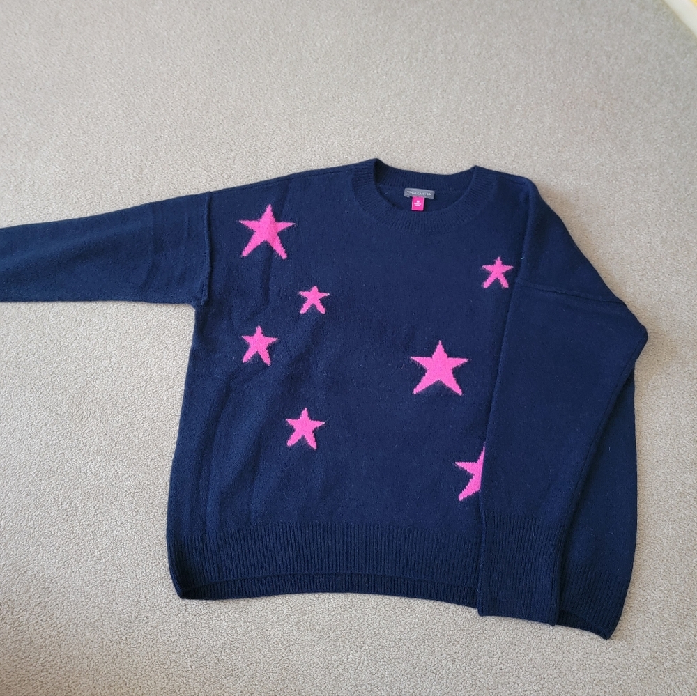 VINCE CAMUTO Crewneck Star Print Dropped-Shoulder Sweater in Classic Navy MED
